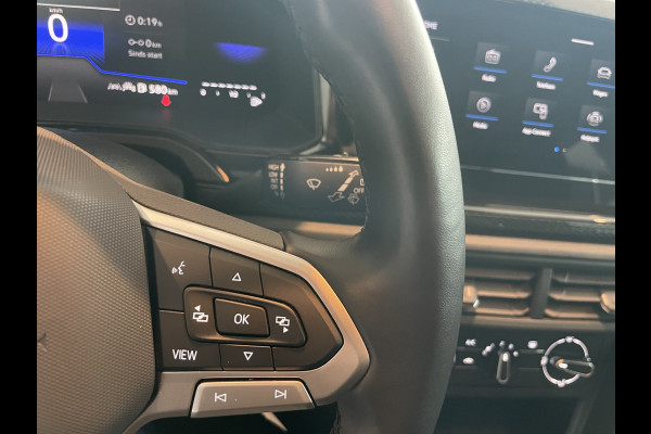 Volkswagen Polo 1.0 TSI Life Airco- Apple carplay - Cruise control - Navigatie - Parkeersensoren - Licht metalen velgen 15 inch - Bluetooth - Led verlichting - Radio - Elektrische ramen - Start/stop systeem - Stuur leder