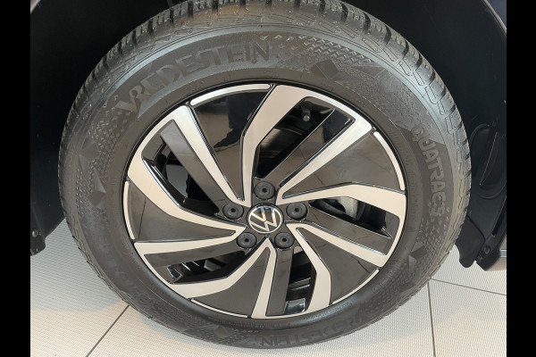 Volkswagen Polo 1.0 TSI Life Airco- Apple carplay - Cruise control - Navigatie - Parkeersensoren - Licht metalen velgen 15 inch - Bluetooth - Led verlichting - Radio - Elektrische ramen - Start/stop systeem - Stuur leder