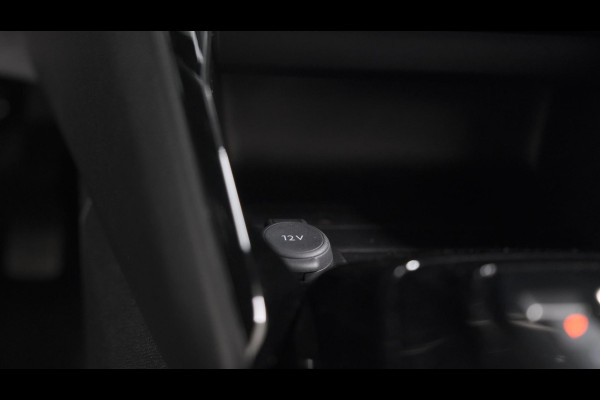 Peugeot 2008 PureTech 130 EAT8 Allure | 360 Camera | Dodehoekdetectie | Stoelverwarming | Apple Carplay