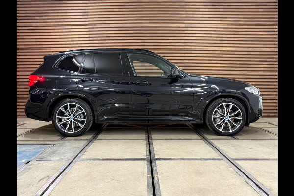 BMW X3 XDrive30e M-Sport | VOL! | Pano | Shadow Line | HuD | 360 | Parkeerassistent-pakket+ | Driving Assistant | Trekhaak |