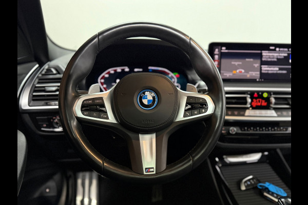 BMW X3 XDrive30e M-Sport | VOL! | Pano | Shadow Line | HuD | 360 | Parkeerassistent-pakket+ | Driving Assistant | Trekhaak |