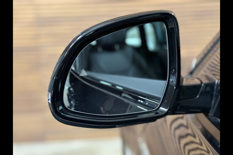 BMW X3 XDrive30e M-Sport | VOL! | Pano | Shadow Line | HuD | 360 | Parkeerassistent-pakket+ | Driving Assistant | Trekhaak |