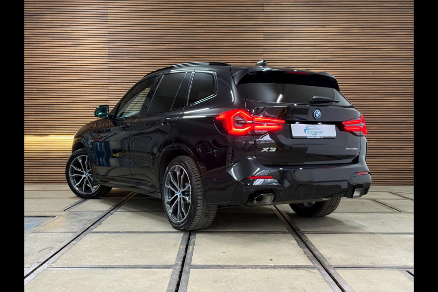 BMW X3 XDrive30e M-Sport | VOL! | Pano | Shadow Line | HuD | 360 | Parkeerassistent-pakket+ | Driving Assistant | Trekhaak |