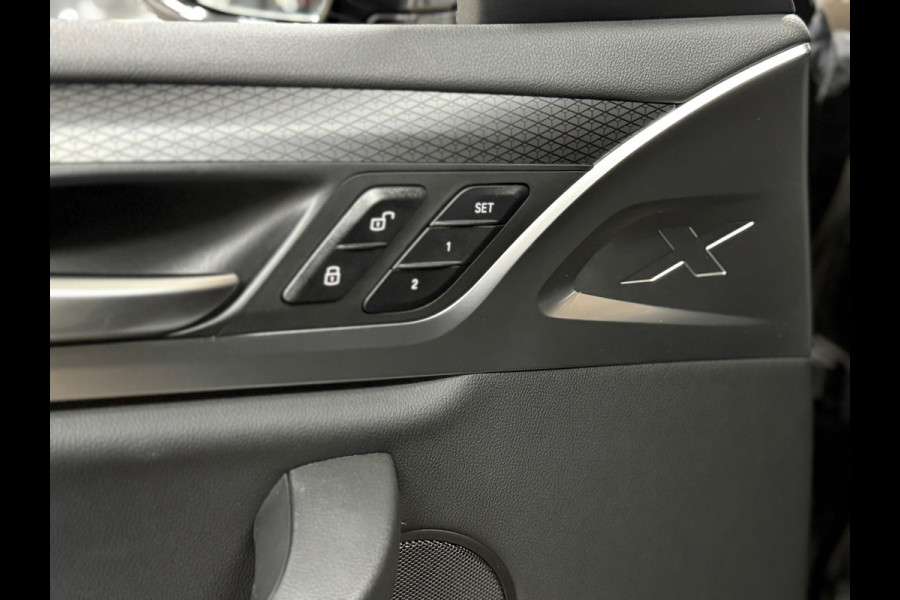 BMW X3 XDrive30e M-Sport | VOL! | Pano | Shadow Line | HuD | 360 | Parkeerassistent-pakket+ | Driving Assistant | Trekhaak |