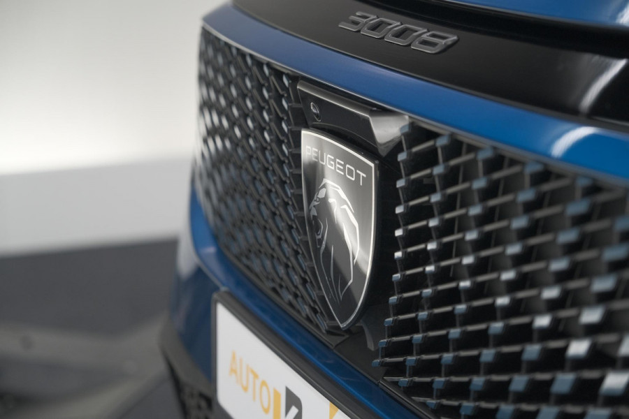 Peugeot 3008 1.2 Hybrid 136 GT | Panoramdak | 360 Camera | Stoelverwarming | Elektrische Kofferklep | Allseason Banden