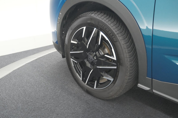 Peugeot 3008 1.2 Hybrid 136 GT | Panoramdak | 360 Camera | Stoelverwarming | Elektrische Kofferklep | Allseason Banden