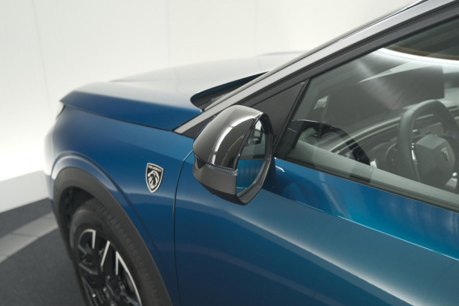 Peugeot 3008 1.2 Hybrid 136 GT | Panoramdak | 360 Camera | Stoelverwarming | Elektrische Kofferklep | Allseason Banden