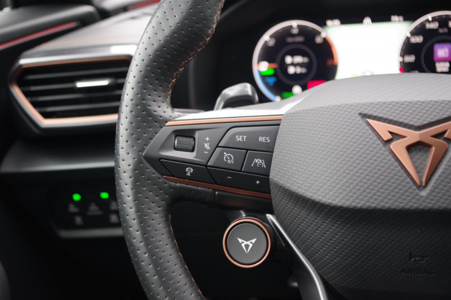 CUPRA Formentor 1.4 e-Hybrid 245 PK VZ Performance PHEV, Adap. Cruise Control, Memory, LED, Camera