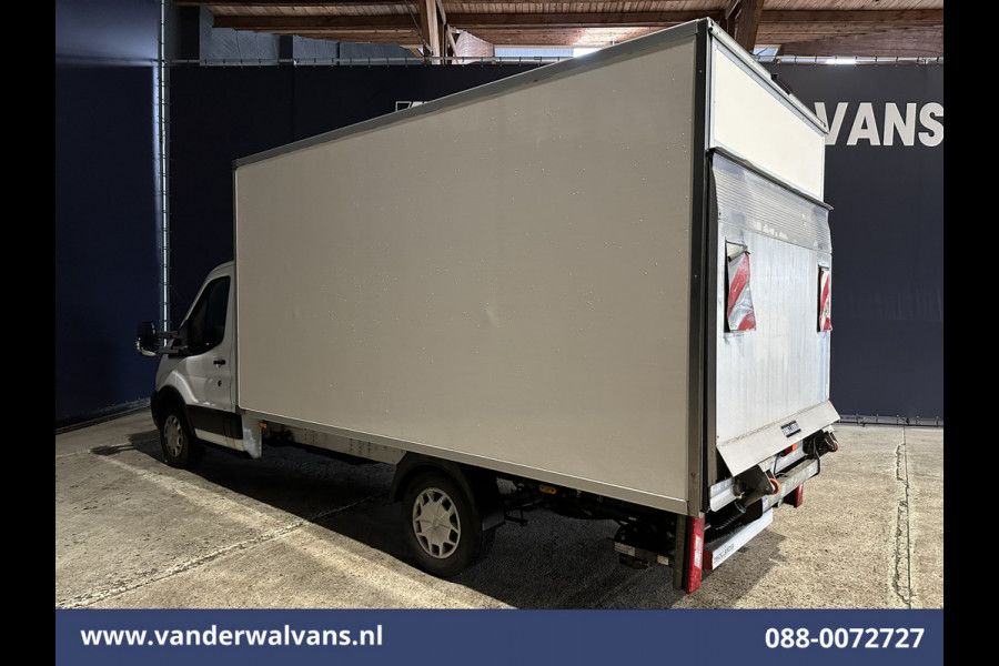 Ford Transit 2.0 TDCI 161pk Bakwagen Laadklep Euro6 Airco | Cruisecontrol | Verwarmde voorruit | 1040kg laadvermogen Bijrijdersbank