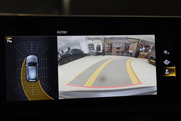 Mercedes-Benz A-Klasse 200 AMG NAP/PANO/KEYLESS/CARPLAY/SFEER/VOL