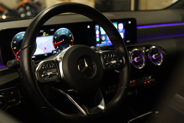 Mercedes-Benz A-Klasse 200 AMG NAP/PANO/KEYLESS/CARPLAY/SFEER/VOL