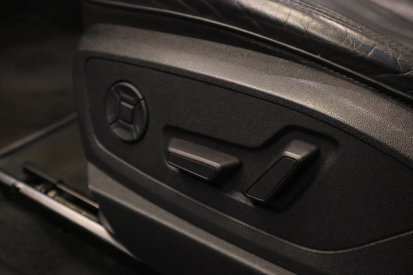 Audi e-tron e-tron 50 quattro Launch edition plus 71 kWh Memory Keyless Go/Start ACC ECC Carplay