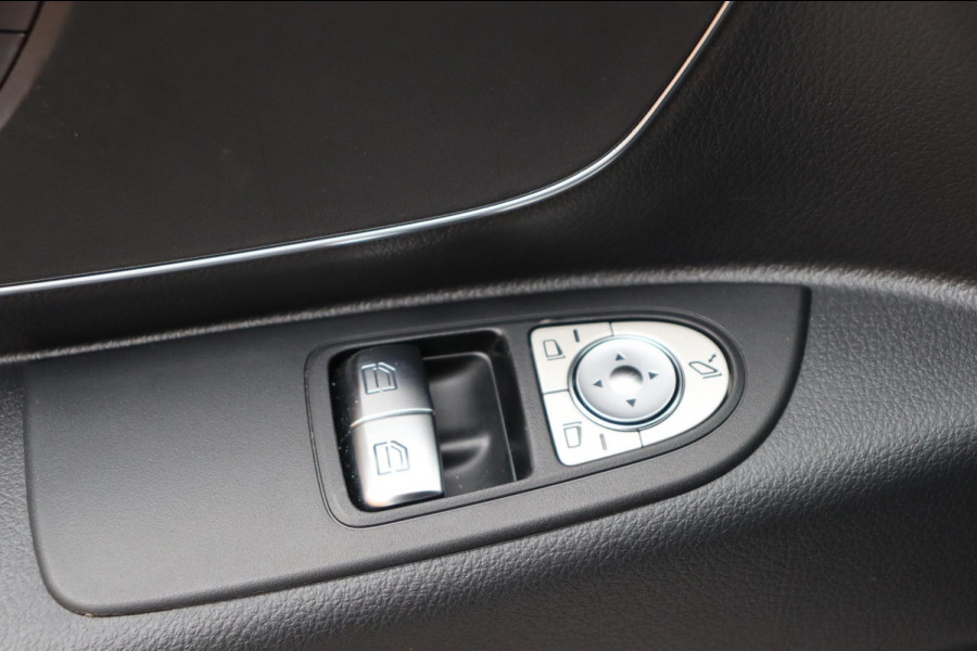 Mercedes-Benz EVITO TOURER PRO L3 350km lange rail+9-persoons snelladen el.deuren leer+vw 39.620ex.