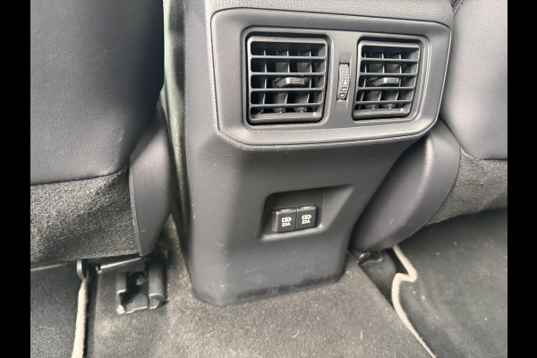Toyota RAV4 2.5 Hybrid Style Bi-Tone | Stoelverwarming | Adaptieve Cruise Control | Keyless start & Entry | Trekhaak |