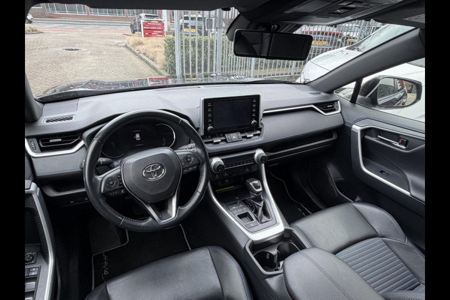 Toyota RAV4 2.5 Hybrid Style Bi-Tone | Stoelverwarming | Adaptieve Cruise Control | Keyless start & Entry | Trekhaak |