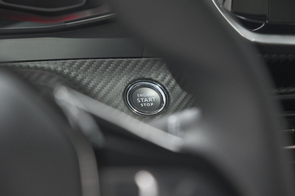 Peugeot 208 PureTech 100 Allure Pack | Camera | Apple Carplay | Stoelverwarming | Parkeersensoren