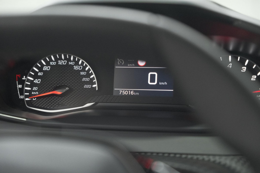 Peugeot 208 PureTech 100 Allure Pack | Camera | Apple Carplay | Stoelverwarming | Parkeersensoren
