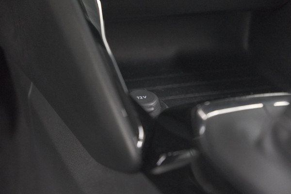Peugeot 208 PureTech 100 Allure Pack | Camera | Apple Carplay | Stoelverwarming | Parkeersensoren