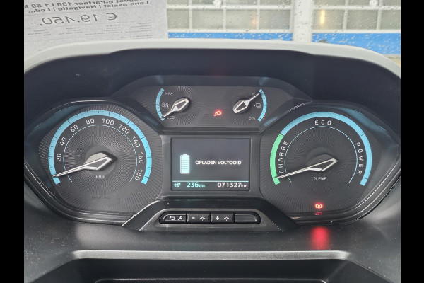 Peugeot e-Partner 136 L1 50 kWh Lane assist | Navigatie | Led dagrijverlichting | Multifunctioneel stuur | App voorbereiding