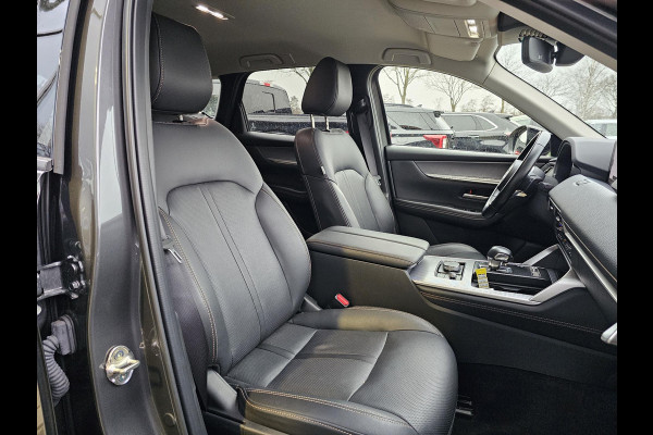 Mazda CX-60 2.5 e-SkyActiv PHEV Homura 325 pk | Nieuwstaat | Leder | Full led | Virtual cockpit | Head-up display | Adaptieve cruise control | Fabrieksgarantie 08-2029