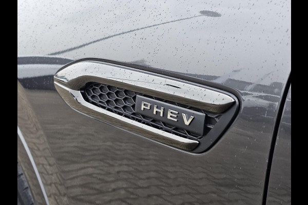 Mazda CX-60 2.5 e-SkyActiv PHEV Homura 325 pk | Nieuwstaat | Leder | Full led | Virtual cockpit | Head-up display | Adaptieve cruise control | Fabrieksgarantie 08-2029