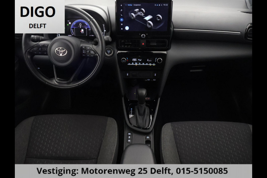 Toyota Yaris Cross 1.5 HYBRID DYNAMIC LUXERY BIJNA 2025 GARANT 12-'34 PDC V+A. BLIND SPOT. STUUR/STOELVERWARMING APPLE CARPLAY/ANDROID.