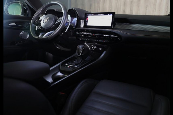 Alfa Romeo Tonale 1.5T Hybrid Veloce / Acc / Lane Assist / Leder / 360 Camera / HK / Open Pano / Led / Pdc / 20 Inch