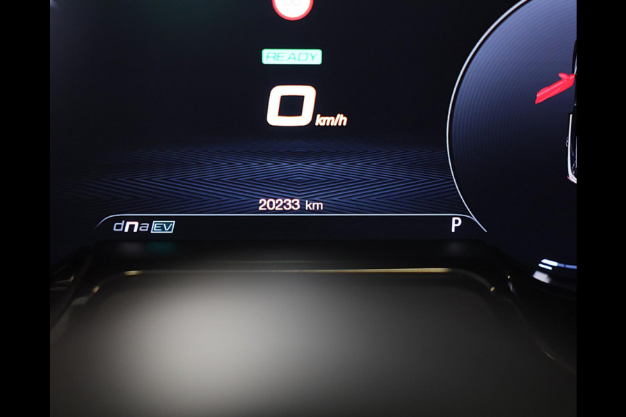 Alfa Romeo Tonale 1.5T Hybrid Veloce / Acc / Lane Assist / Leder / 360 Camera / HK / Open Pano / Led / Pdc / 20 Inch