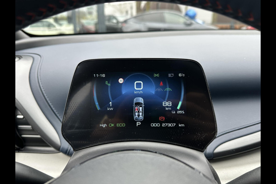 BYD ATTO 3 Design 60 kWh SOH 93% | GROOT SCHERM + ELEKTRISCHE KOFFERRUIMTEKLEP | COMPLETE AUTO | RIJKLAAR INCL. FABRIEKSGARANTIE T/M 2029 | AANDRIJFLIJN EN ACCU T/M 2031