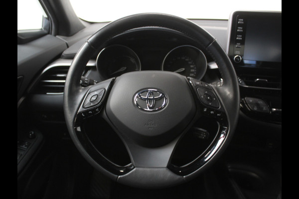 Toyota C-HR 1.8 Hybrid Active CAMERA | ADAPCRUISE | CARPLAY | LED | LMV17 | AFNBTRHAAK | STOELVERW | CLIMATE