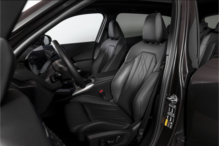 BMW X3 30e xDrive M Sport | Pano | Profesional Pack | Memory | Harman/Kardon | Glow Grille | Matrix LED | 360 Camera | LM 20" | 1133