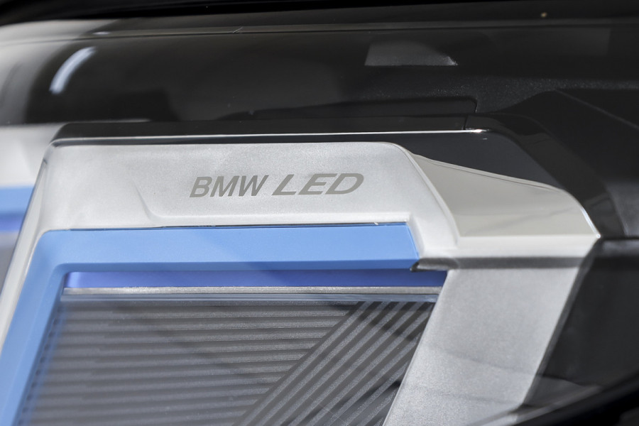 BMW X3 30e xDrive M Sport | Pano | Profesional Pack | Memory | Harman/Kardon | Glow Grille | Matrix LED | 360 Camera | LM 20" | 1133