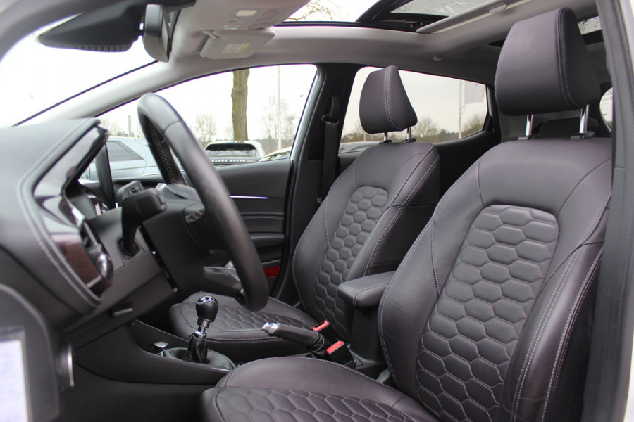Ford Fiesta 1.0 EcoBoost Vignale Panoramadak / Camera / Leder / 18'' / Navigatie / B&O / Dodehoek / DAB / Stuur+Stoelverwarming / ACC