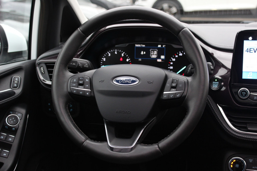 Ford Fiesta 1.0 EcoBoost Vignale Panoramadak / Camera / Leder / 18'' / Navigatie / B&O / Dodehoek / DAB / Stuur+Stoelverwarming / ACC