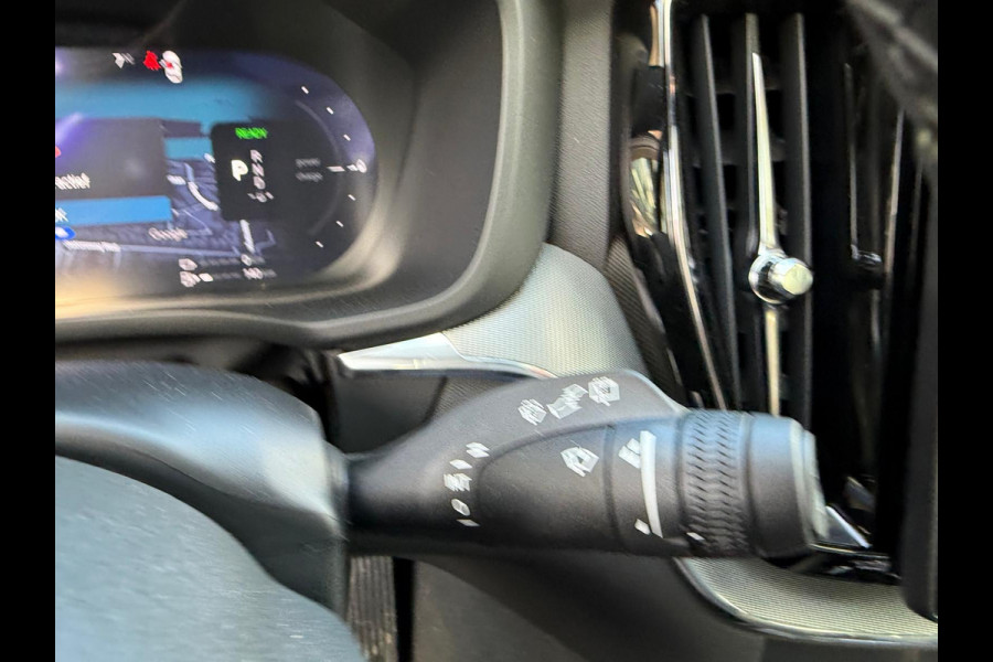 Volvo XC60 2.0 T6 Plug-in hybrid AWD Ultra Black Edition