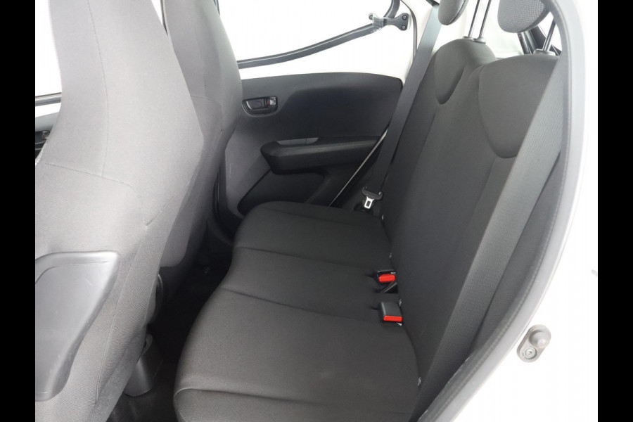 Toyota Aygo 1.0 X-FUN DESIGN 1e EIG. GARANTIE TOT 2029 BIJNA 2019. AIRCO .COMFORT PACK