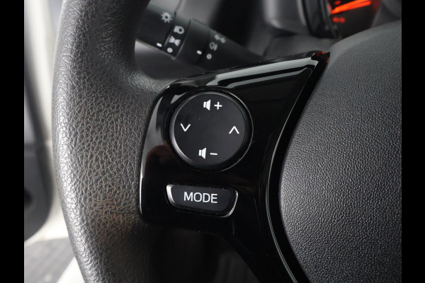 Toyota Aygo 1.0 X-FUN DESIGN 1e EIG. GARANTIE TOT 2029 BIJNA 2019. AIRCO .COMFORT PACK