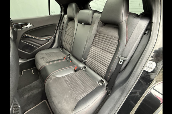 Mercedes-Benz GLA BWJ 2018 | 200 157PK Premium Plus AUTOMAAT | PANO DAK | CAMERA A | AMG-LINE | CLIMA | NAVI | STOELVERW | LEDER/ALCANTARA |