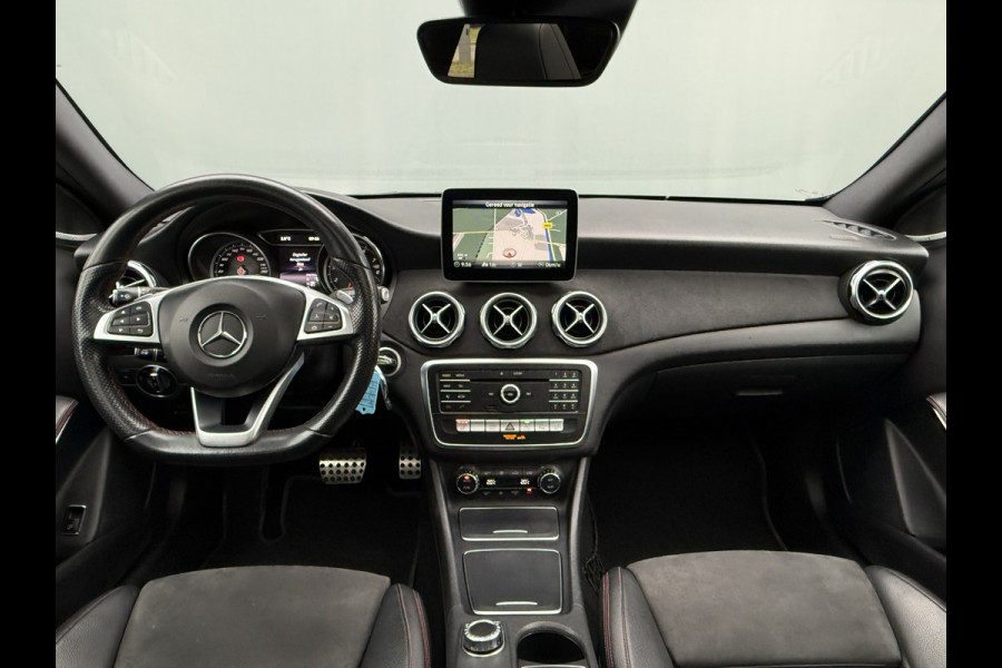Mercedes-Benz GLA BWJ 2018 | 200 157PK Premium Plus AUTOMAAT | PANO DAK | CAMERA A | AMG-LINE | CLIMA | NAVI | STOELVERW | LEDER/ALCANTARA |