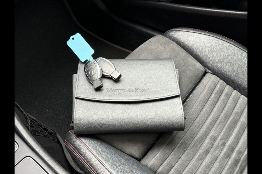 Mercedes-Benz GLA BWJ 2018 | 200 157PK Premium Plus AUTOMAAT | PANO DAK | CAMERA A | AMG-LINE | CLIMA | NAVI | STOELVERW | LEDER/ALCANTARA |