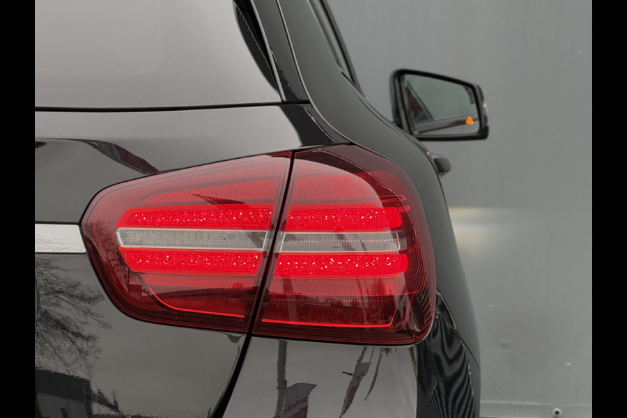 Mercedes-Benz GLA BWJ 2018 | 200 157PK Premium Plus AUTOMAAT | PANO DAK | CAMERA A | AMG-LINE | CLIMA | NAVI | STOELVERW | LEDER/ALCANTARA |