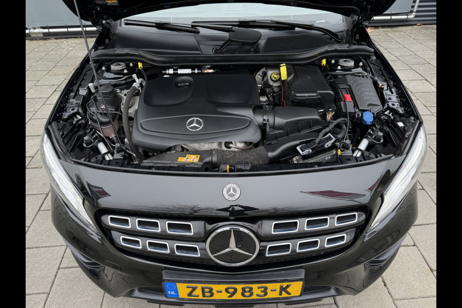 Mercedes-Benz GLA BWJ 2018 | 200 157PK Premium Plus AUTOMAAT | PANO DAK | CAMERA A | AMG-LINE | CLIMA | NAVI | STOELVERW | LEDER/ALCANTARA |