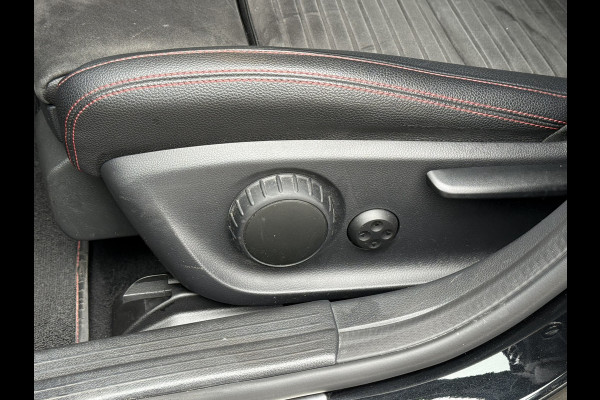 Mercedes-Benz GLA BWJ 2018 | 200 157PK Premium Plus AUTOMAAT | PANO DAK | CAMERA A | AMG-LINE | CLIMA | NAVI | STOELVERW | LEDER/ALCANTARA |