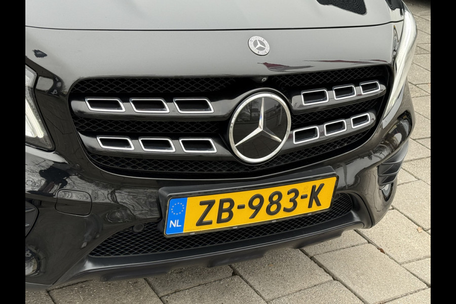 Mercedes-Benz GLA BWJ 2018 | 200 157PK Premium Plus AUTOMAAT | PANO DAK | CAMERA A | AMG-LINE | CLIMA | NAVI | STOELVERW | LEDER/ALCANTARA |