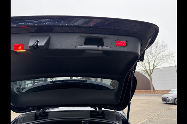 Mercedes-Benz EQC 400 4MATIC Business Solution AMG 80 kWh SOH 97% | SCHUIFDAK | ELEKTRISCHE TREKHAK | CAMERA | MERCEDES DEALER ONDERHOUDEN | AMBILIGHT SFEERVERLICHTING | RIJKLAAR GELEVERD MET 12 MND BOVAG GARANTIE|