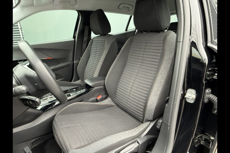 Peugeot e-2008 BWJ 2022 | 136PK EV Active Pack 50 kWh | CLIMA | CAMERA | CARPLAY | NAVI | CRUISE | LMV |