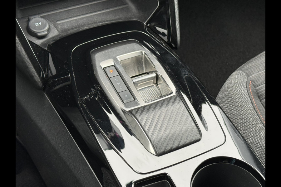Peugeot e-2008 BWJ 2022 | 136PK EV Active Pack 50 kWh | CLIMA | CAMERA | CARPLAY | NAVI | CRUISE | LMV |