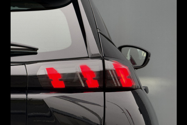 Peugeot e-2008 BWJ 2022 | 136PK EV Active Pack 50 kWh | CLIMA | CAMERA | CARPLAY | NAVI | CRUISE | LMV |