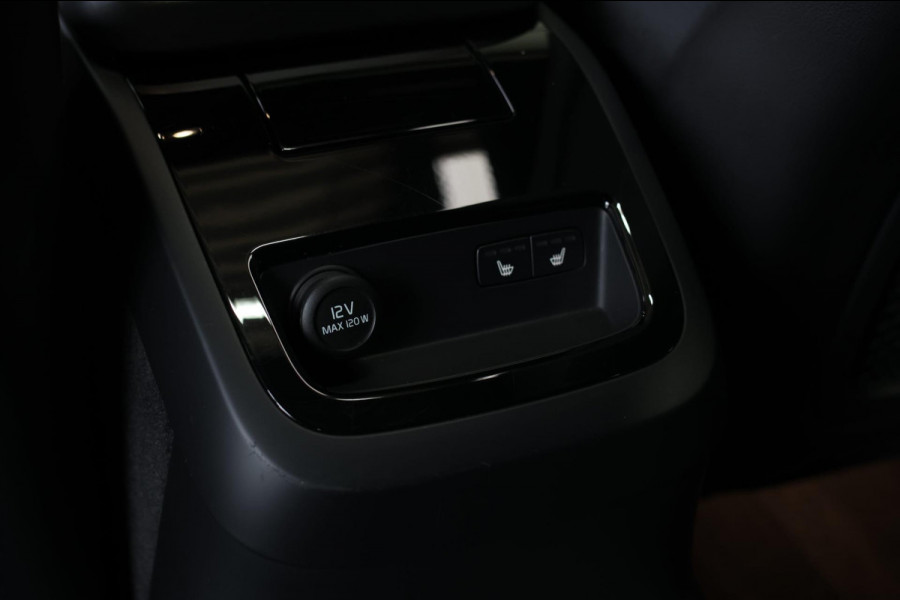 Volvo V60 2.0 T8 Twin Engine AWD R-Design *Pano*H/K*Head-Up*Keyless*