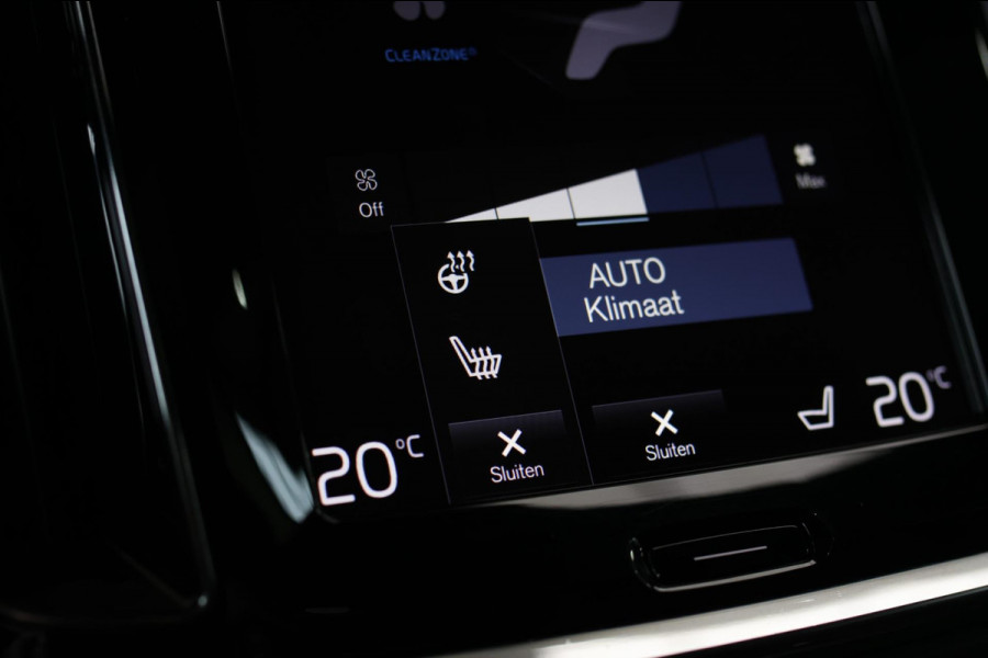 Volvo V60 2.0 T8 Twin Engine AWD R-Design *Pano*H/K*Head-Up*Keyless*